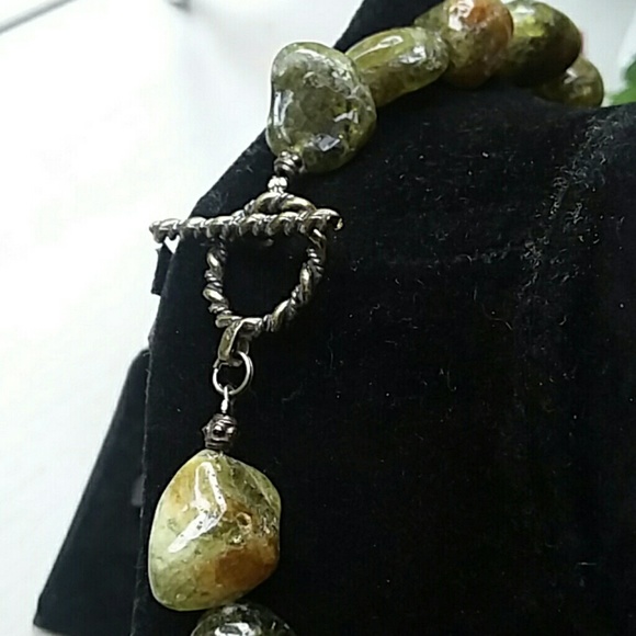 Artisan: B. Aston Necklace and Earrings Set - Picture 4 of 6